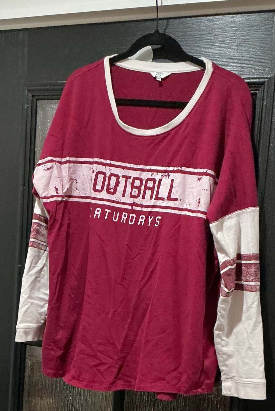 Crown & Ivy Football Saturdays Sweatshirt Size XXL Red White Long Sleeve Top